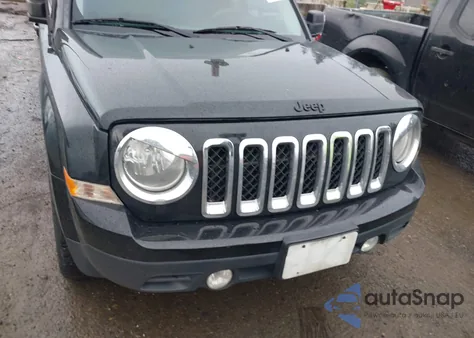 2014 Jeep Patriot Altitude z USA, uszkodzony, nr VIN 1C4NJPBA7ED678908